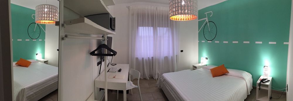 Lo Scoiattolo Piedmont Bike Hotel Pralormo Εξωτερικό φωτογραφία