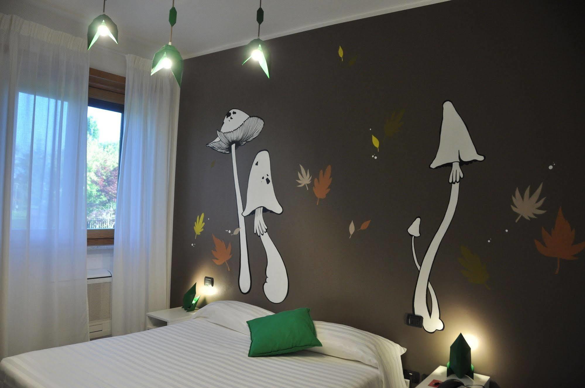 Lo Scoiattolo Piedmont Bike Hotel Pralormo Εξωτερικό φωτογραφία