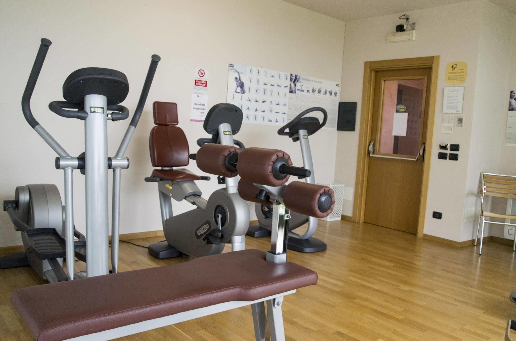 Lo Scoiattolo Piedmont Bike Hotel Pralormo Εξωτερικό φωτογραφία